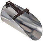 Farm Tuff Galvanized Metal Poultry Feed Scoop with Enclosed Handle for Chicken, Livestock, Bird, Farm Animal, Dog and Cat Food, 2qt Capacity