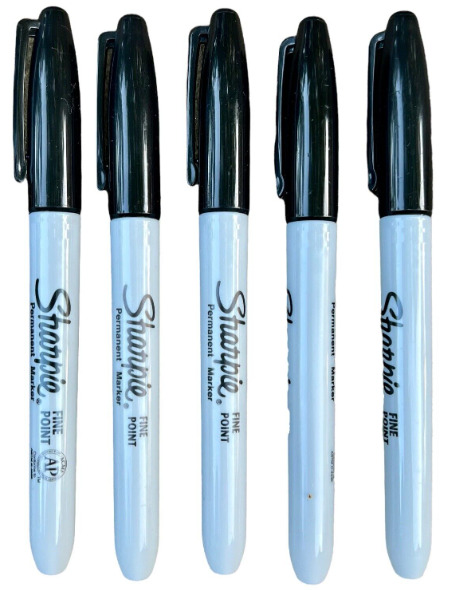 Black Fine Point Sharpie Markers 5-Count Set