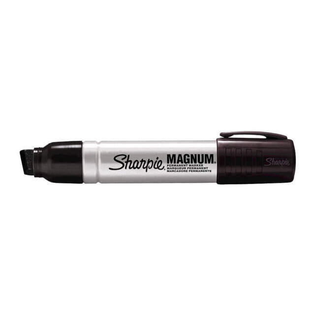 Sharpie Pro Magnum Black Marker with Chisel Tip