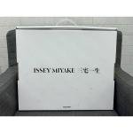 ISSEY MIYAKE revised & expanded edition TASCHEN