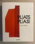 ISSEY MIYAKE 'Pleats Please' FASHION, DESIGN, CLOTHING, TEXTILE MANUFACTURING