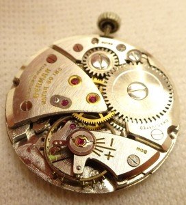 Men's Vintage Crescent 17J Wristwatch - Repair Needed