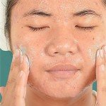 Oil-Free Acne Control Exfoliating Facial Scrub