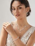 Elegant Pearl and Zirconia Floral Jewelry Set