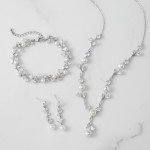 Elegant Pearl and Zirconia Floral Jewelry Set