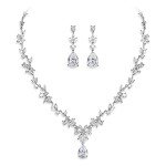 Floral Leaf Teardrop Jewelry Set for Weddings