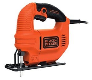 BLACK & DECKER Compact Jigsaw with Blade - 400W