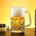 Komost 33oz Plastic Beer Mugs with Handles Set of 2, Clear Resuable Large Beer Stein Drinking Glasses Cups for Party Bar Home Hotel, Perfect for Whiskey Juice Cocktail Beverages