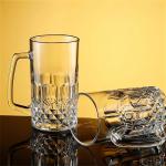 Komost 33oz Plastic Beer Mugs with Handles Set of 2, Clear Resuable Large Beer Stein Drinking Glasses Cups for Party Bar Home Hotel, Perfect for Whiskey Juice Cocktail Beverages