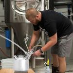 Howaoo 1.6 Gallon Cleaning Keg with D Coupler for Beer Line Cleaner, Beer Line Cleaning Kit Made of Stainless Steel, Beer Line Cleaner Used for Beer Line Cleaning, 1.6 Gallon Keg Line Cleaning Kit