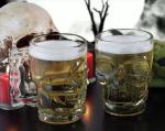 Circleware Skull Face Beer Mug Drinking Glasses with Handle, Set of 2, Heavy Base Funny Entertainment Glassware for Water, Juice and Halloween Decorations Beverage Gifts, 17.6 oz.