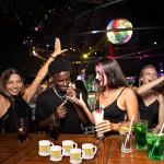 ZZYFGH Mini Plastic Beer Mugs, 2 Oz Mini Beer Glasses Shot Glasses with Handle for Party (Set of 12)