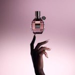 Viktor&Rolf - Flowerbomb Eau de Parfum - Women's Perfume - Floral & Woody - With Notes of Rose, Peony & Patchouli - 0.34 Fl Oz - Travel Size