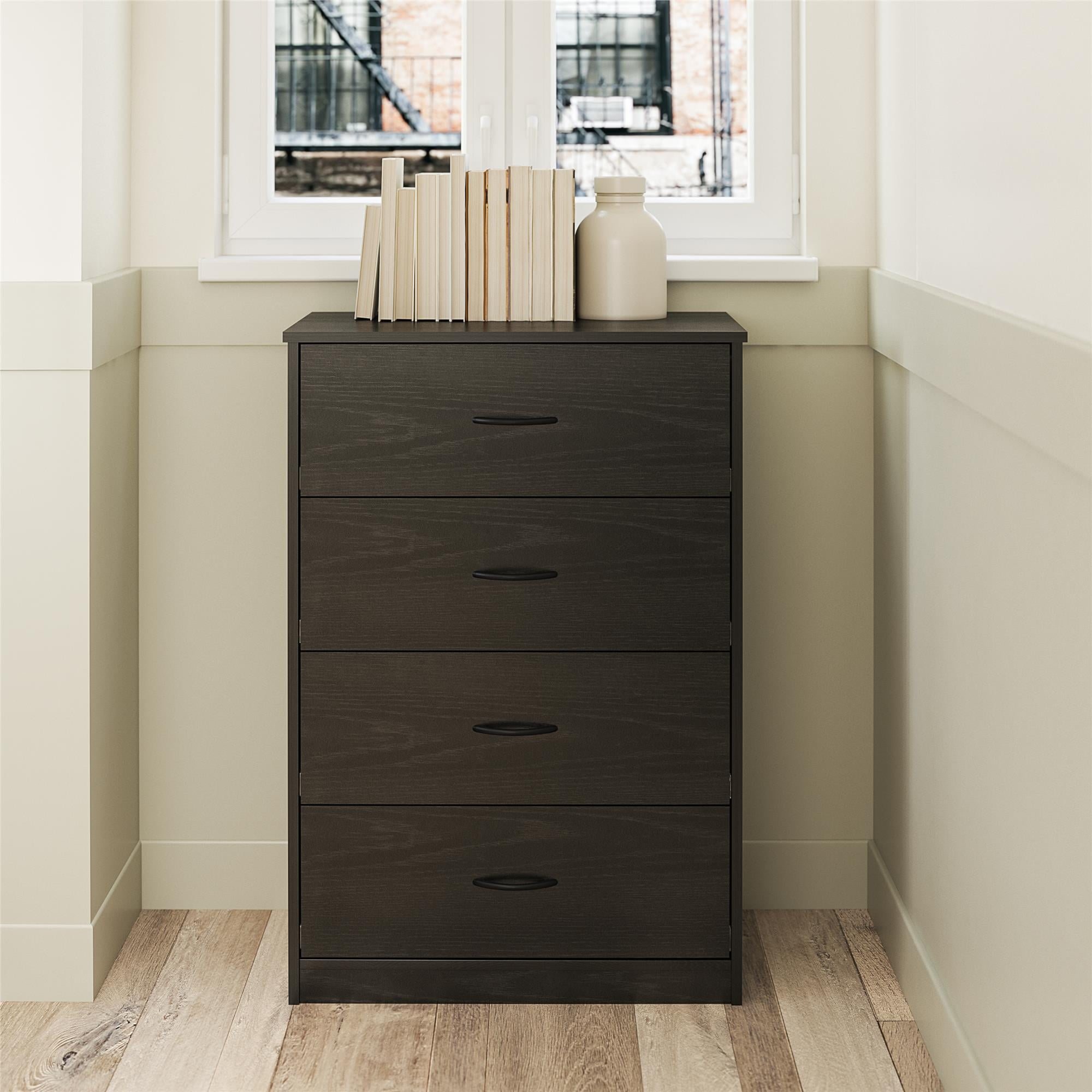 Black Oak 4-Drawer Classic Boucle Dresser
