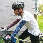 UPANBIKE Adult Bike Helmet - Adjustable One-Piece for Men and Women - Head Safety Protection for Mountain and Road Biking (Carbon Black)