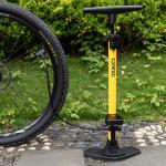 CXWXC Bike Floor Pump with Digital Gauge – 140 PSI Bicycle Tire Pump fits Presta & Schrader Valve – Portable Bike Air Pump with Large Display for Easy to Read (Yellow)