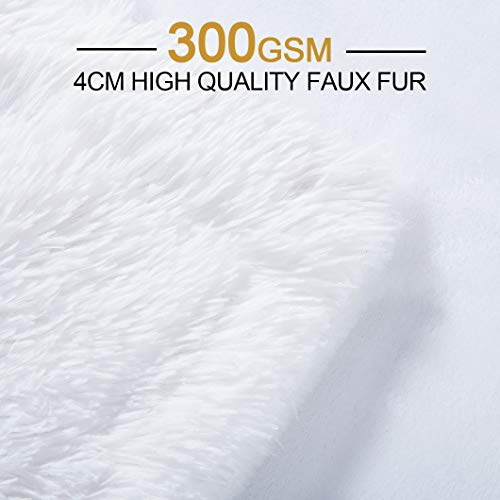 Cozy White Faux Fur Throw Blanket for Christmas