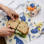 Bee's Wrap Reusable Beeswax Food Wraps Made in The USA, Eco Friendly Beeswax Wraps for Food, Sustainable Food Storage Containers, Reusable Bags Assorted 3 Pack (2M, 1 Sandwich), Bees + Bears Print