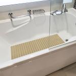 BEMISO BEMISO Shower Mat Non Slip Bathtub Mat with Suction Cups and Drain Holes 37.4 x15.7 Inch Bath Mat for Tub & Shower.Easy Dry,Easy to Cut,Eco-Friendly