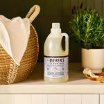MRS. MEYER'S CLEAN DAY Liquid Laundry Detergent, Biodegradable Formula Infused with Essential Oils, Lavender, 64 oz (64 Loads)