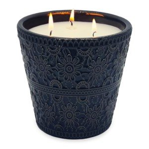 Large BlackBerry Soy Wax Candle - 100 Hour Burn