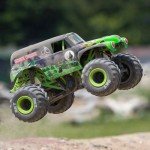 Losi 1/18 Mini LMT Grave Digger Monster Truck