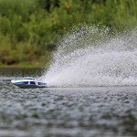 Pro Boat Sonicwake V2 36" Self-Righting Brushless RC Boat Deep-V RTR Batteries and Charger Not Included White PRB08032V2T2