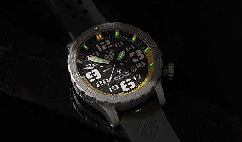 HAZARD 4 Titanium Dive Watch - BlackTie