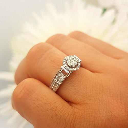 0.55 ct Diamond Women's Engagement Halo Ring, 14k