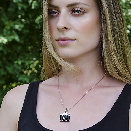 PammyJ Camera Necklace for Women, 18" Photographic Gift
