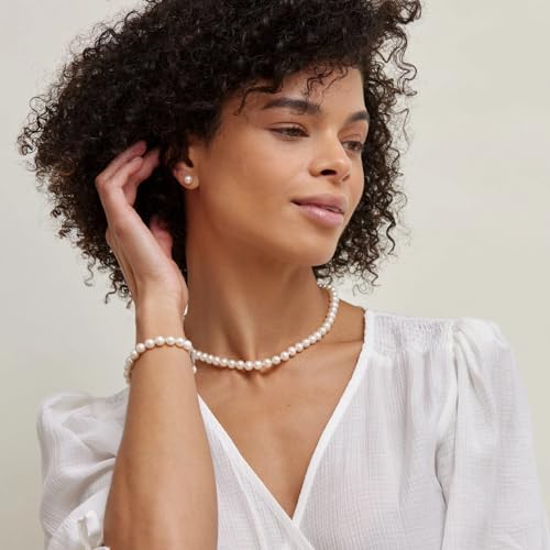 AAA+ Quality White Freshwater Pearl Necklace with 14K Gold Clasp