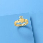 Italian 14kt Yellow Gold Claddagh Ring - Size 8