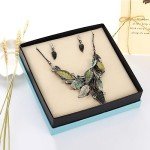 Vintage Floral Necklace and Earring Jewelry Set