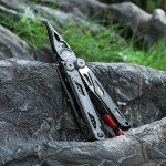 MOSSY OAK 19-in-1 Multitool with Survival Functions