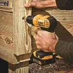 DEWALT 20V MAX Compact Drill Driver Kit