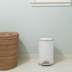 Dekor Classic Hands-Free Diaper Pail - White