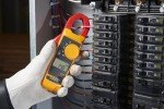 Fluke 302+ Digital Clamp Meter for AC/DC Measurements