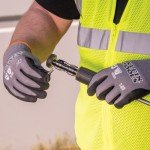Klein Tools Cut Resistant Touchscreen Work Gloves