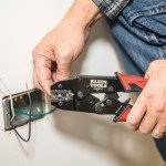 Klein Tools Ratcheting Wire Crimper for 10-22 AWG