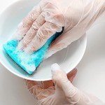 Clear Disposable Vinyl Gloves - Medium, 100-Count
