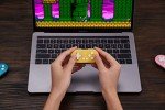 8Bitdo Zero 2 Mini Bluetooth Gamepad - Yellow