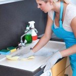 Kirkland Signature Medium Nitrile Gloves, 200 Count