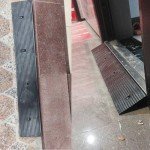 1.2'' Solid Rubber Wheelchair Threshold Ramp - 1500 LBS Capacity