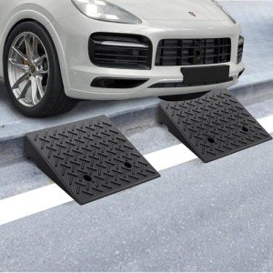 20"x20"x6.3" Heavy Duty Rubber Curb Ramp