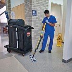 Rubbermaid HYGEN Microfiber Spray Mop Kit, Yellow