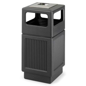 Durable 38 Gallon Indoor/Outdoor Trash Can with Ashtray