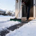 Eyliden 24" Heavy Duty Push Broom with Handle