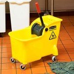 Rubbermaid 31-Quart Tandem Bucket and Wringer Combo