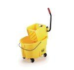 Rubbermaid WaveBrake 26 Qt Mop Bucket with Wringer
