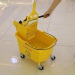 Midoneat 35Qt Mop Bucket with Side Press Wringer